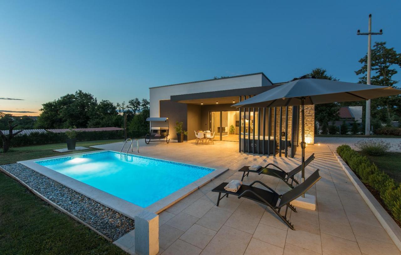 Villa Dual Sveti Petar u Sumi Esterno foto